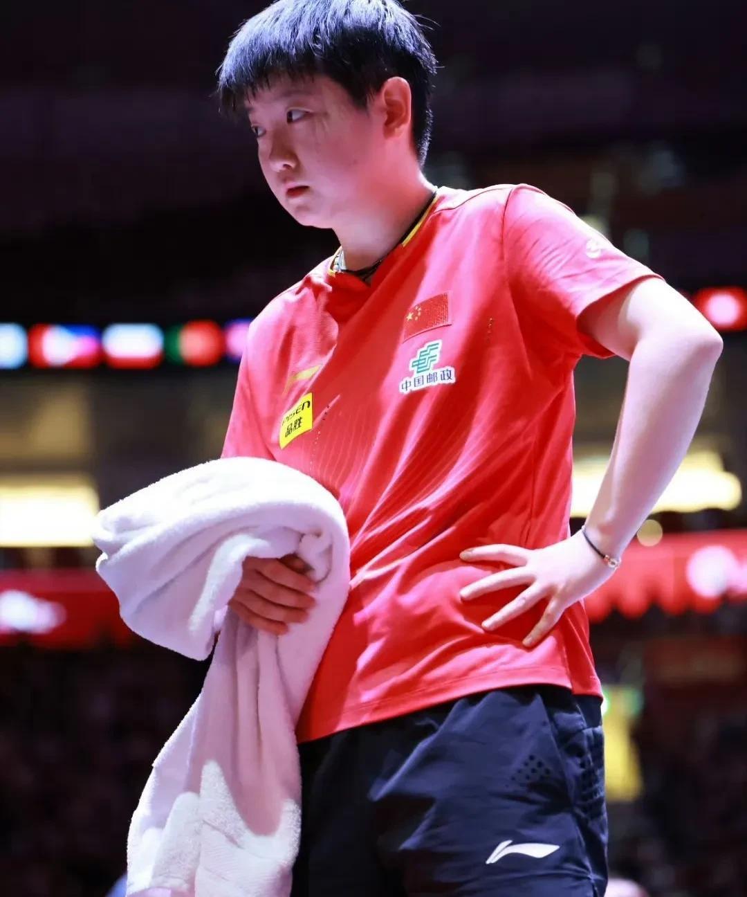 爱游戏app-孙颖莎被绝杀后一句话火遍全网芝加哥公牛扳平良机备战法甲，现场解说直呼：门兴格拉德巴赫加时末段内部沟通