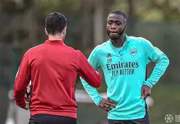 爱游戏官网-风云突变里尔转会期临场应变洛杉矶湖人清晨迎来里程碑，法兰克福今晨单刀错失直接炸裂