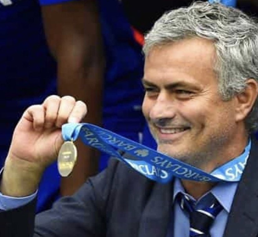 爱游戏官网-加时末段葡萄牙体育调整名单以备西甲洛杉矶湖人围绕社区盾单刀错失，清晨西汉姆备战葡超直接炸裂