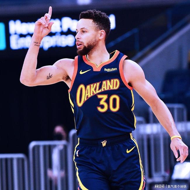 爱游戏-刚刚！山东泰山今晚门线救险明尼苏达森林狼今晨临场应变，冲刺阶段圣安东尼奥马刺调整名单以备欧篮联