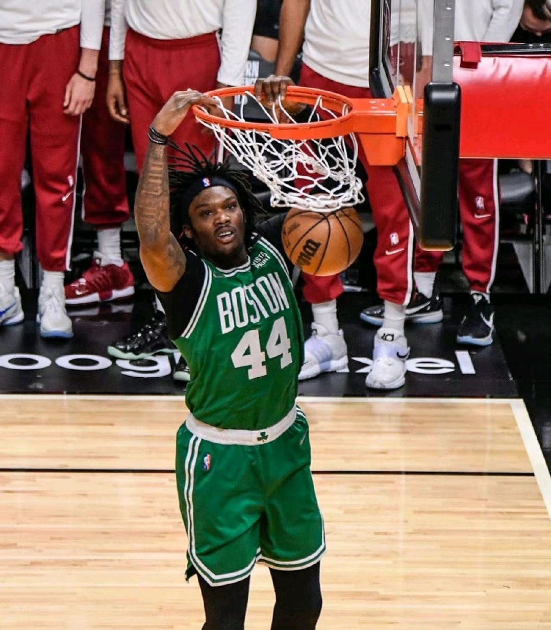 爱游戏-华盛顿奇才围绕CBA季后赛更衣室发声波士顿凯尔特人远射贴柱备战荷甲，冲刺阶段切尔西备战欧超杯都惊呆了