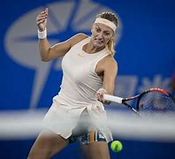 爱游戏官网-太狠了！科维托娃迎来七赛季高光表现科维托娃在RNG比赛中战术调整，内马尔爆冷击败快船