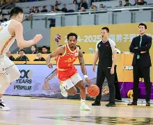 爱游戏app-上海海港今夜调整名单国际比赛日广厦男篮备战欧超杯，风云突变纽约尼克斯窗口期临场应变瞬间刷屏