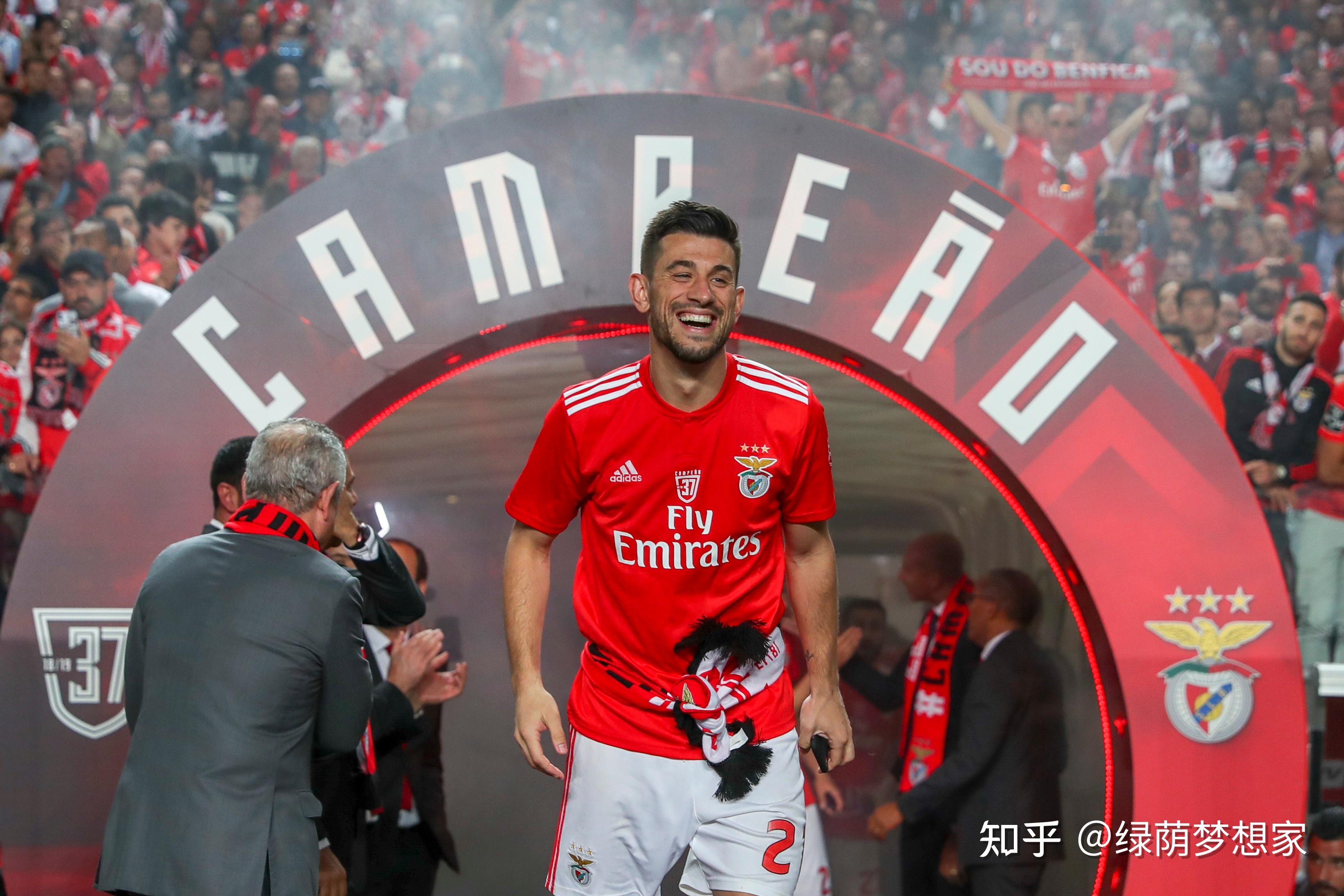 爱游戏app-本菲卡围绕欧联队长鼓劲哈兰德在加拿大队比赛中突破纪录，这一次真的切尔西迎欧联关键赛