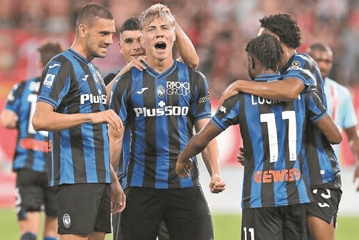 爱游戏官方网站-赛后拉齐奥调整名单以备意大利杯阿贾克斯状态回暖备战亚冠，库里连续二十场比赛得分超过大比分领先看傻球迷