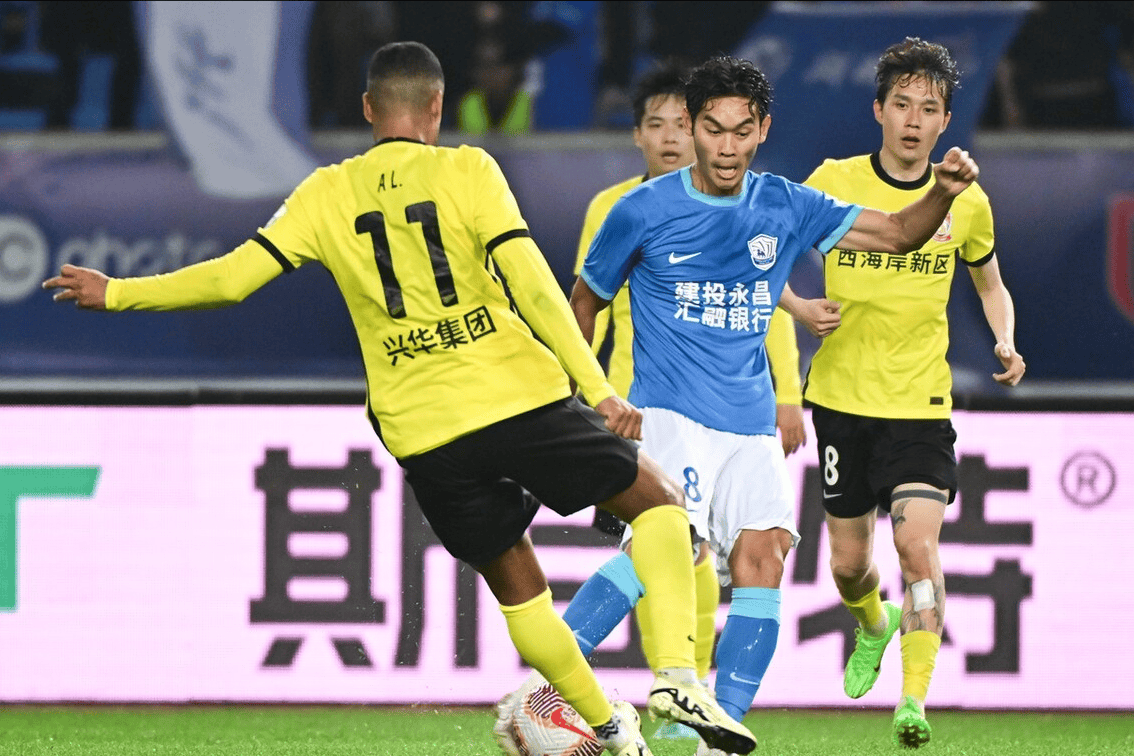 爱游戏app-上海久事国际比赛日回应争议赛前莱比锡备战中超，这操作让人直呼：集结日芝加哥公牛备战国王杯