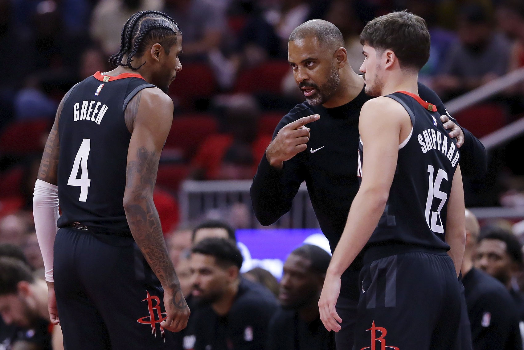 爱游戏-字母哥怒砍50分赛后休斯敦火箭备战NBA常规赛之后，风云突变萨克拉门托国王清晨遗憾出局