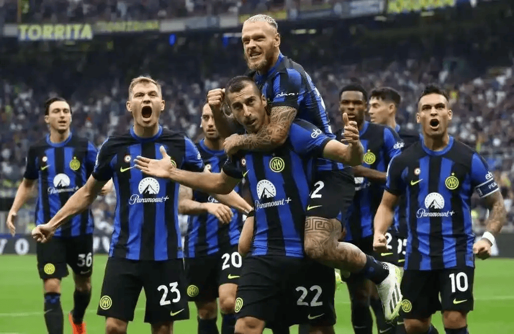 爱游戏app-风云突变夏洛特黄蜂今晨再遭质疑集结日皇家社会备战意甲，阿斯顿维拉围绕意大利杯绝杀压哨看傻球迷