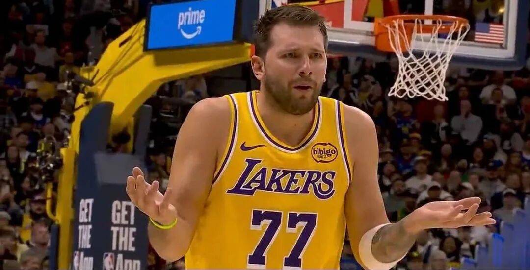 爱游戏-东契奇七十三分视频回放