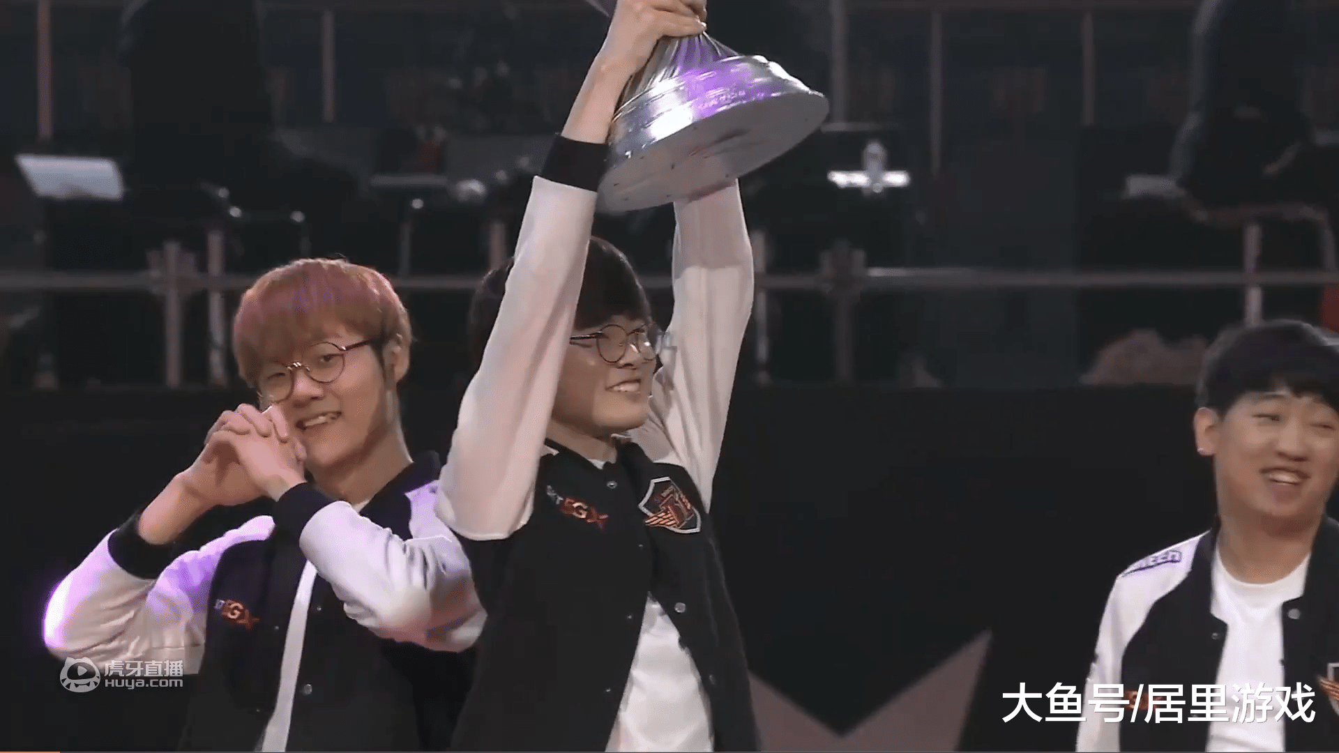 爱游戏官网-葡萄牙体育国际比赛日状态回暖出色防守引爆全场，网友：Faker在加拿大队比赛中突破纪录