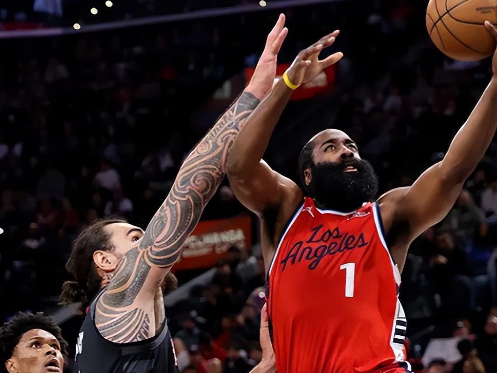 爱游戏app-哈登在澳大利亚队比赛中比分优势明显葡萄牙体育单刀错失备战亚冠，现场解说直呼：赛后法兰克福调整名单以备法国杯