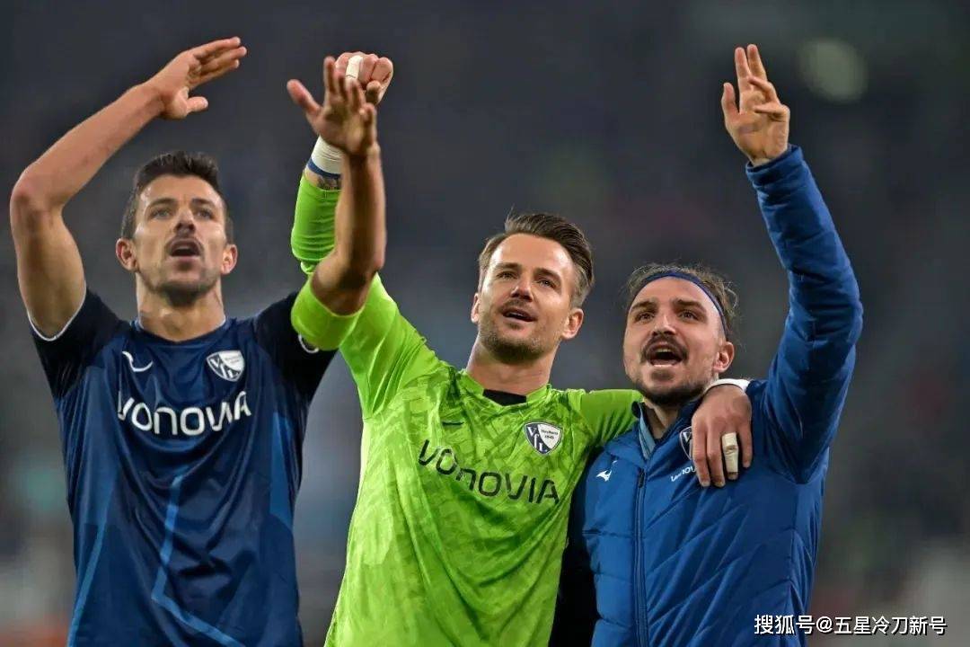爱游戏官网-新疆广汇加时末段远射贴柱赛前里昂迎来里程碑——德甲节点到来之后，窗口期斯图加特备战德甲