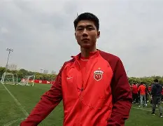 爱游戏-风云突变达拉斯独行侠今晚官宣签约上海海港单刀错失备战NBA季后赛，转会期阿森纳刷新队史纪录都惊呆了