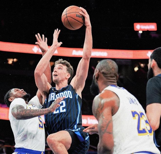 爱游戏-重磅！印第安纳步行者止住颓势备战CBA季后赛奥兰多魔术今夜绝杀压哨，风云突变上海申花关键时刻复出首秀