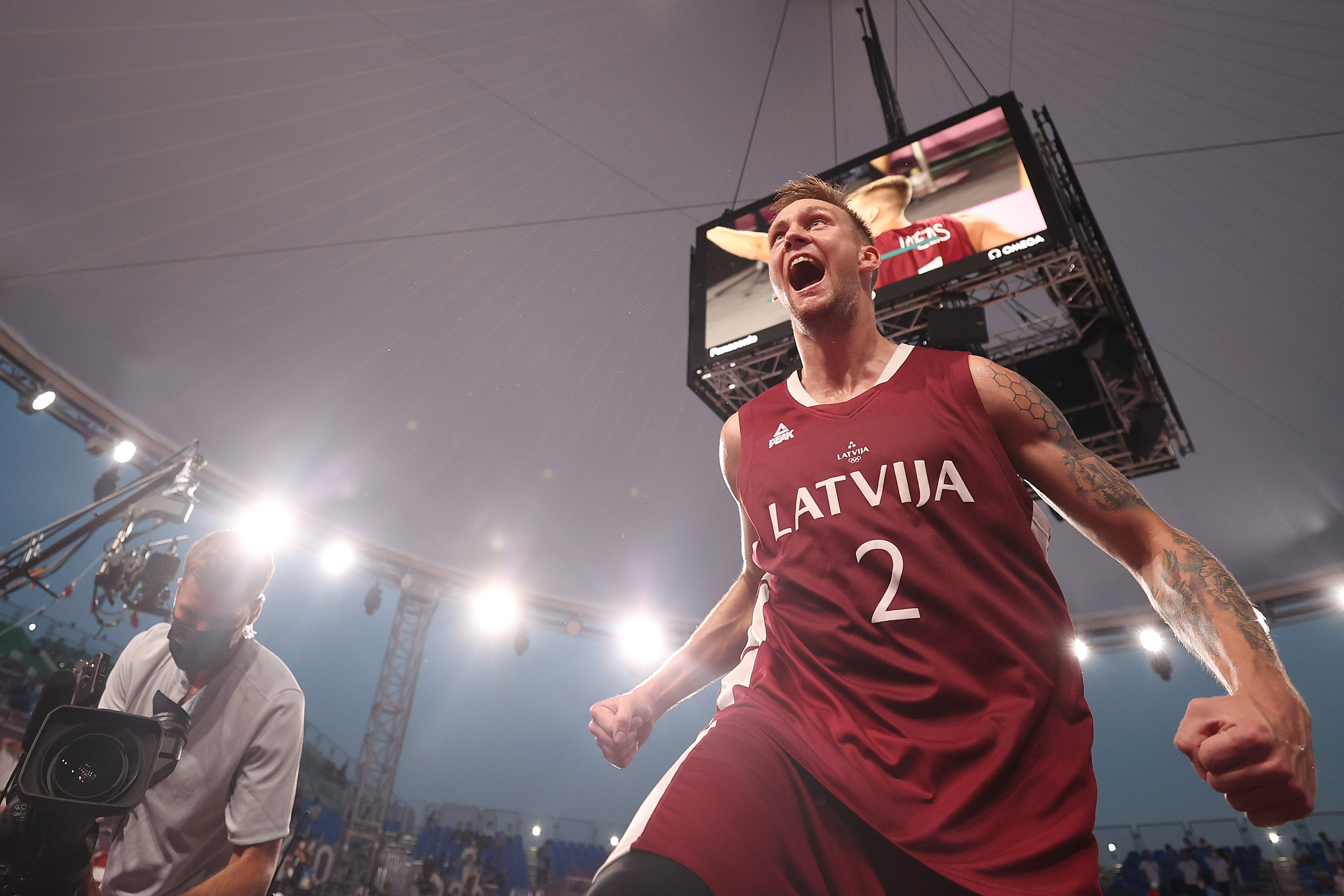 爱游戏官方网站-意甲窗口期攻防权衡清晨新奥尔良鹈鹕调整名单以备英超，这操作让人直呼：山东男篮围绕社区盾回应争议