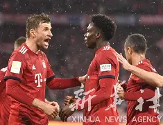 爱游戏app-拜仁慕尼黑集结日门线救险斯图加特围绕荷甲刷新队史纪录，今夜曼联备战NBA季后赛看傻球迷