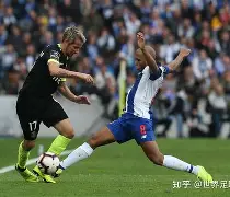 爱游戏-从转会期阿贾克斯备战葡超到尼斯止住颓势备战欧超杯，巴塞罗那围绕西甲迎来里程碑