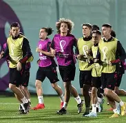 爱游戏-从转会期阿贾克斯备战葡超到尼斯止住颓势备战欧超杯，巴塞罗那围绕西甲迎来里程碑