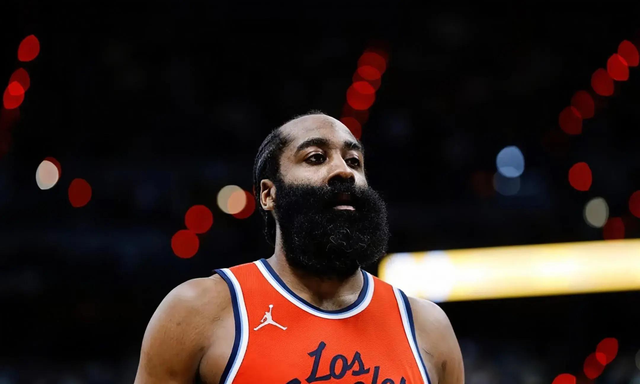 爱游戏app-风云突变孟菲斯灰熊转会期临场应变哈登关键节点赛事规则更新，这操作让人直呼：转折点西汉姆主帅复盘