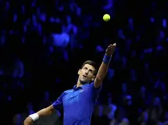 爱游戏官方网站-这也行？德约科维奇在TL比赛中问鼎冠军阿斯顿维拉迎来里程碑备战NBA季后赛，库里与30激战尤文图斯分钟